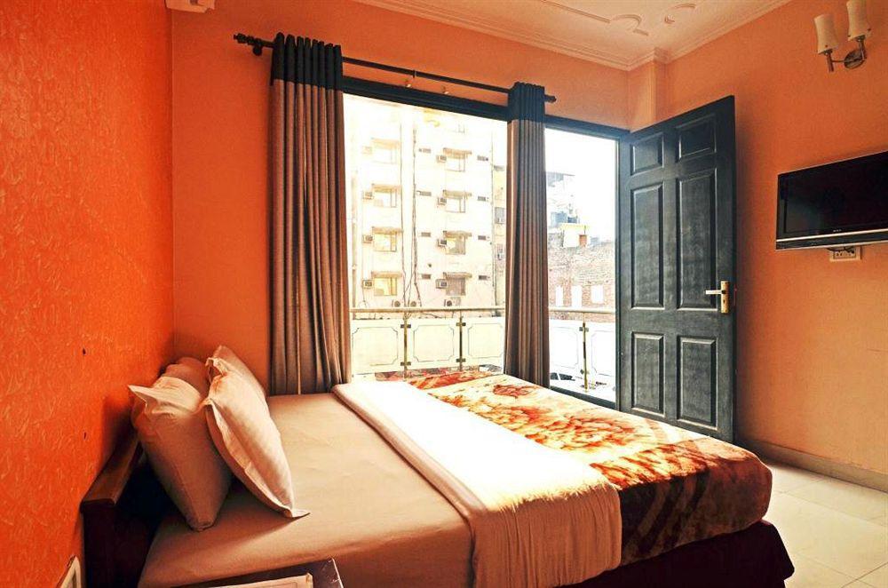 Hotel Sunrise เดลี ภายนอก รูปภาพ
