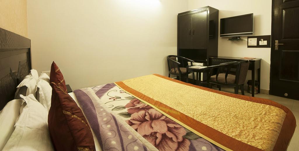 Hotel Sunrise เดลี ภายนอก รูปภาพ