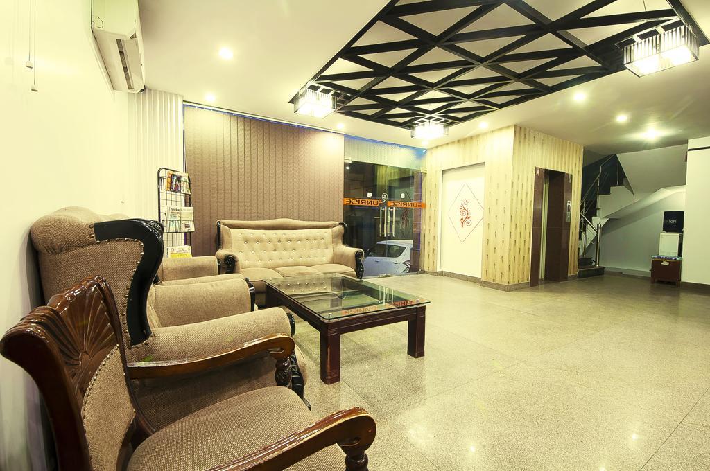 Hotel Sunrise เดลี ภายนอก รูปภาพ