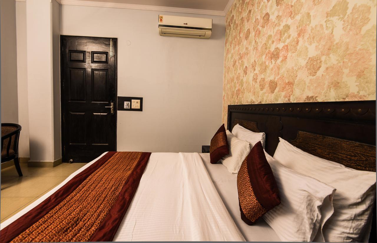 Hotel Sunrise เดลี ภายนอก รูปภาพ