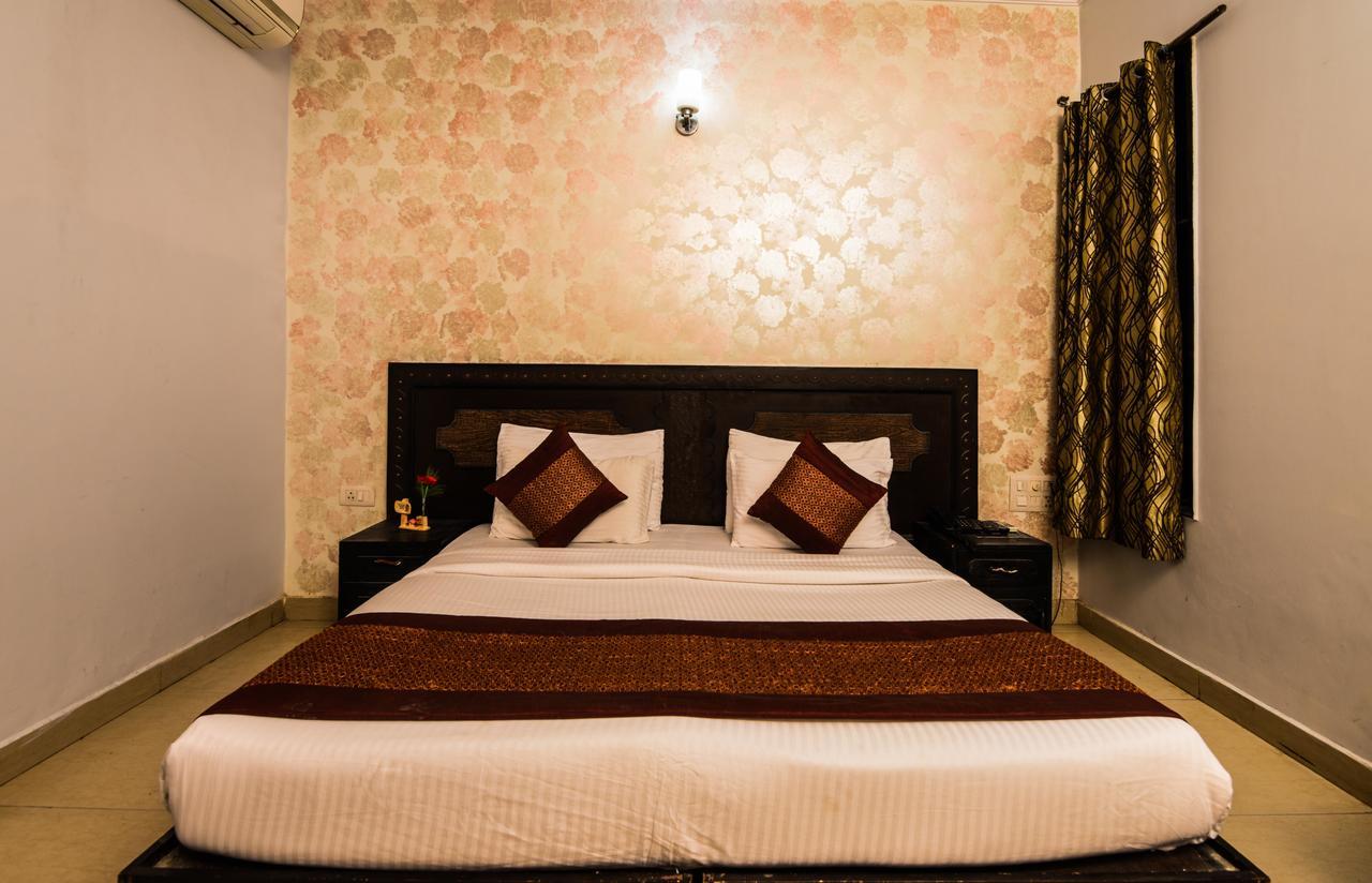 Hotel Sunrise เดลี ภายนอก รูปภาพ
